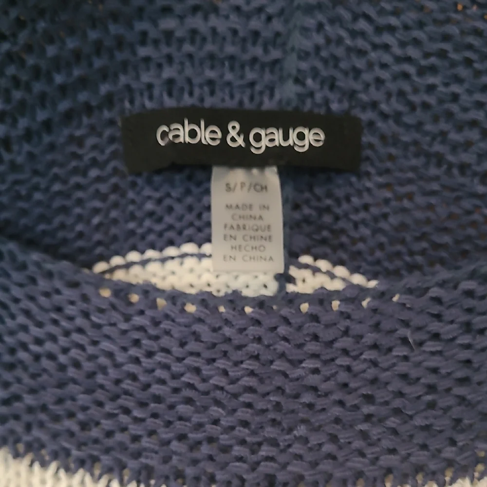 Cable & Gauge Blue and White Striped Sweater - Picture 5 of 6